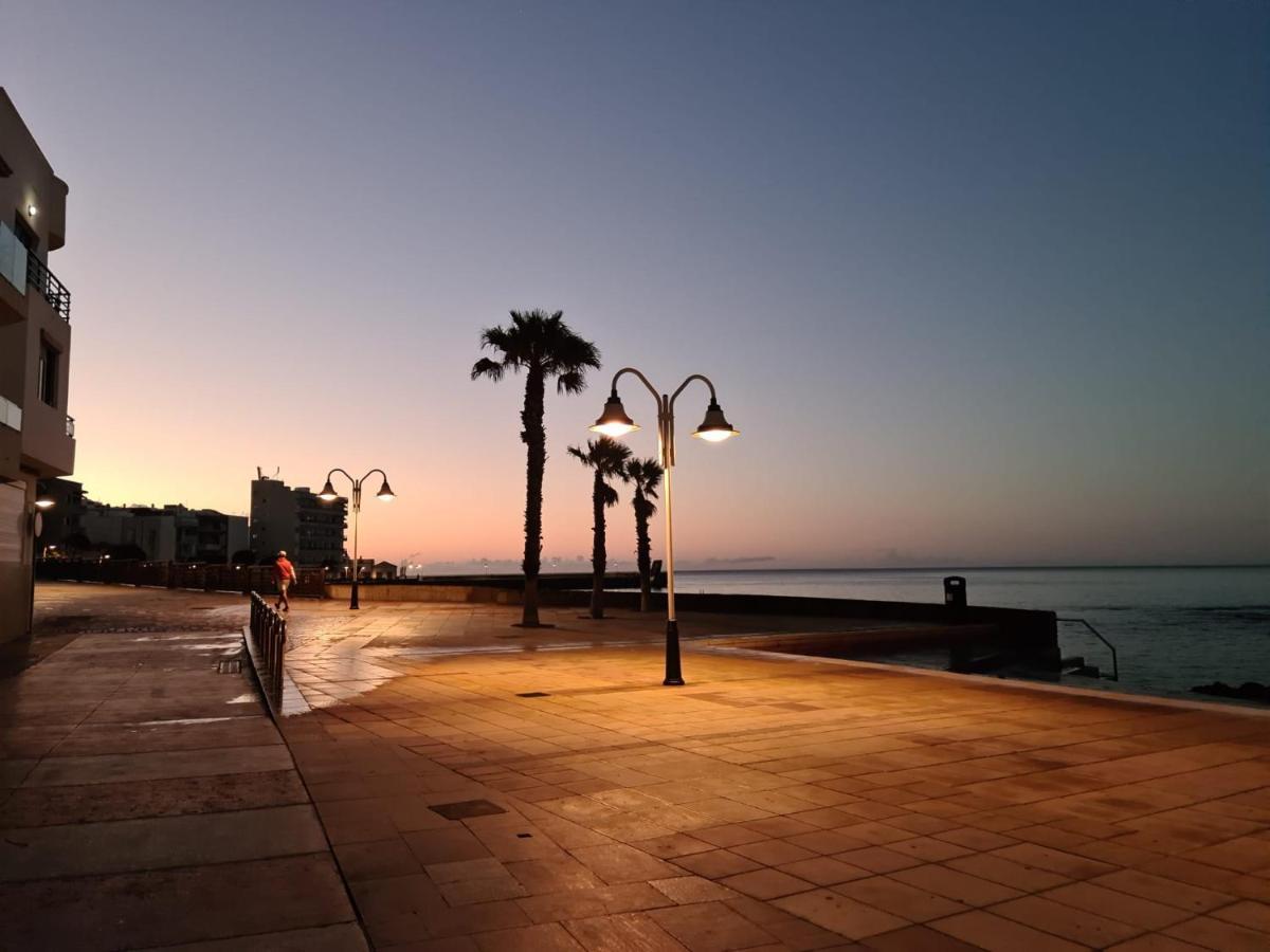 Arinaga Arena Y Mar Beach Exterior photo